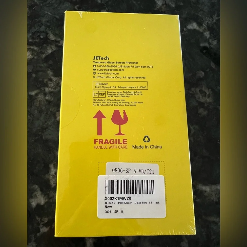 Iphone SE 2020 Tempered Glass Screen Protector. 4.7 inches